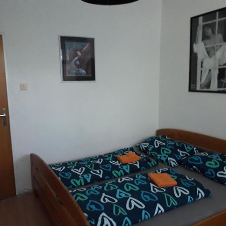 אולומוץ Apartman Na Jizni מראה חיצוני תמונה