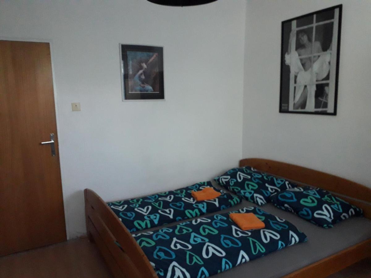 אולומוץ Apartman Na Jizni מראה חיצוני תמונה